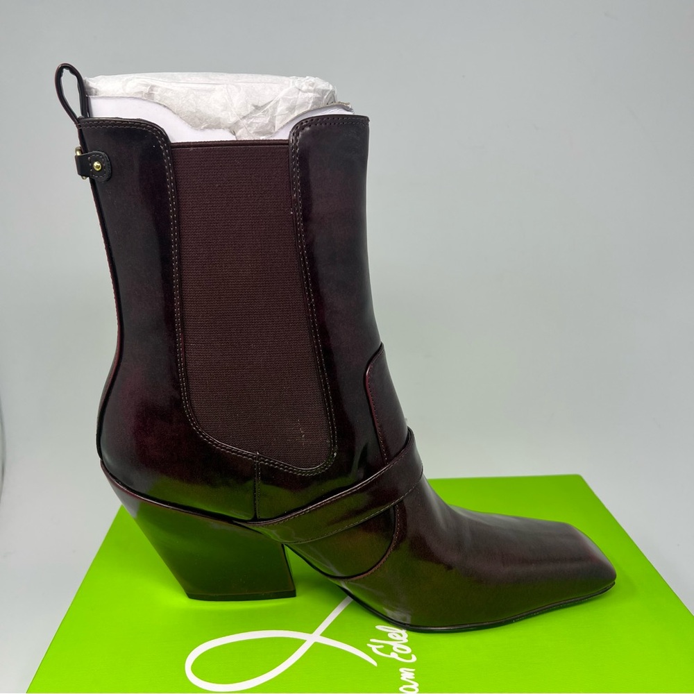 Sam Edelman Suzette Chelsea Boots
Size 11 - Picture 4 of 10